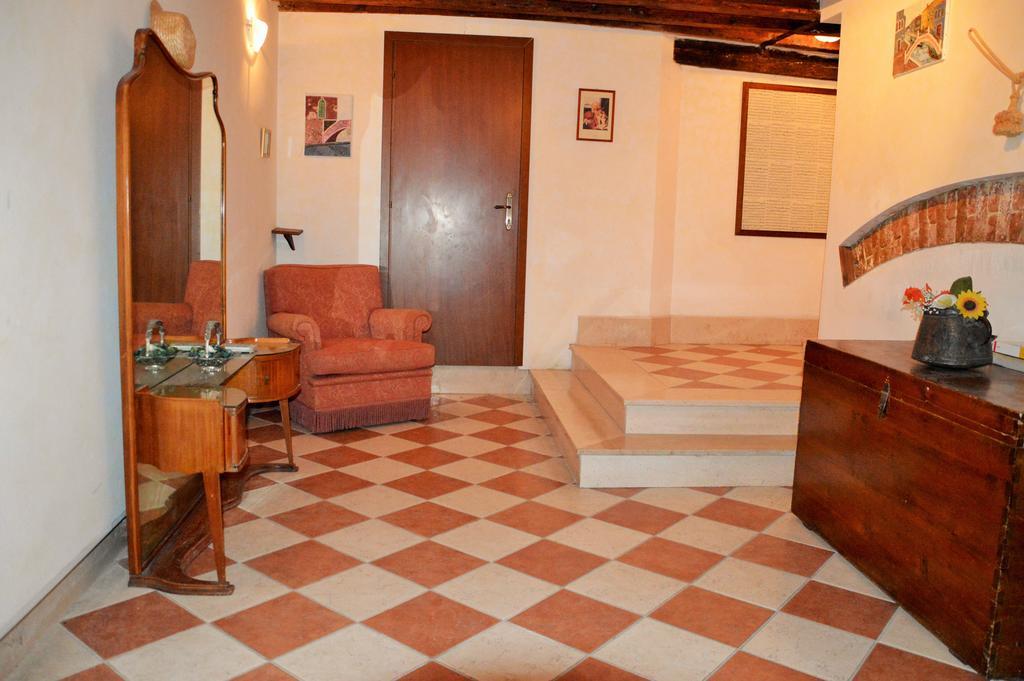 Hotel Rialto House Venezia Esterno foto