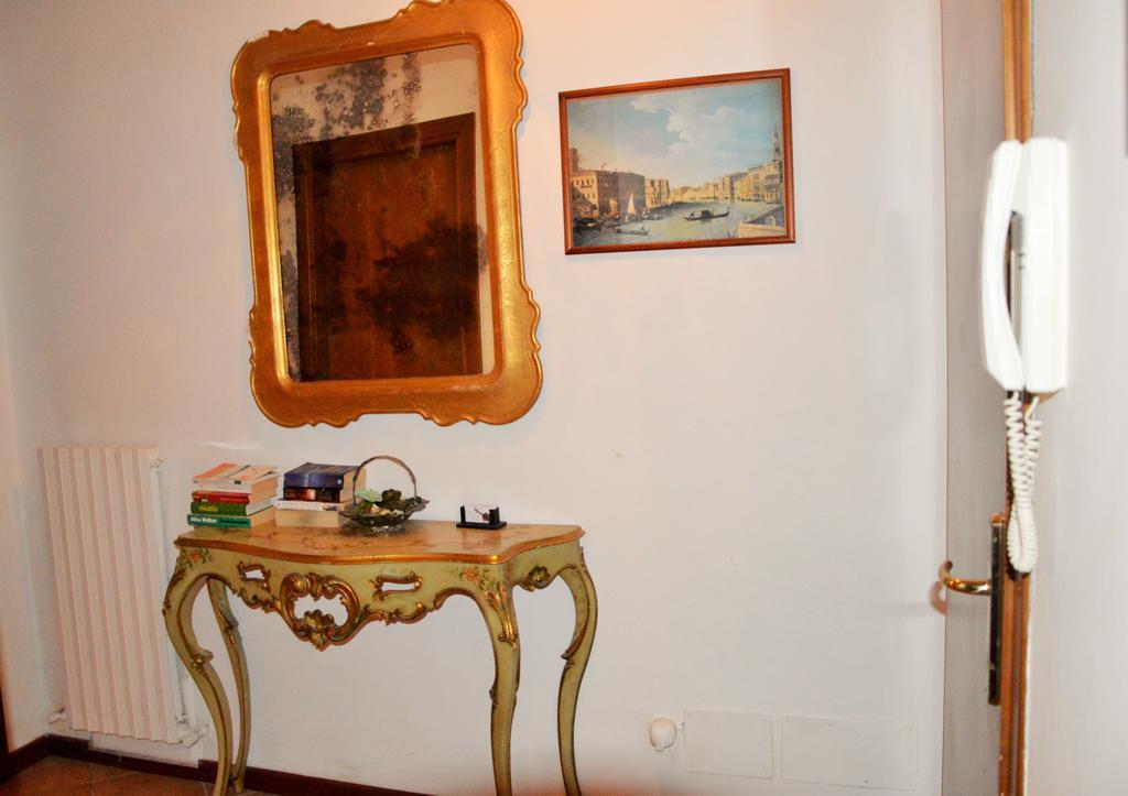 Hotel Rialto House Venezia Esterno foto